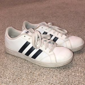 Adidas Sneakers